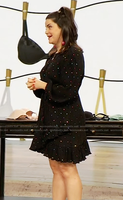 Kimmay Caldwell’s black metallic foil wrap dress on The Drew Barrymore Show