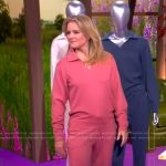 Sara’s pink collared sweatshirt and sweatshirt on The View