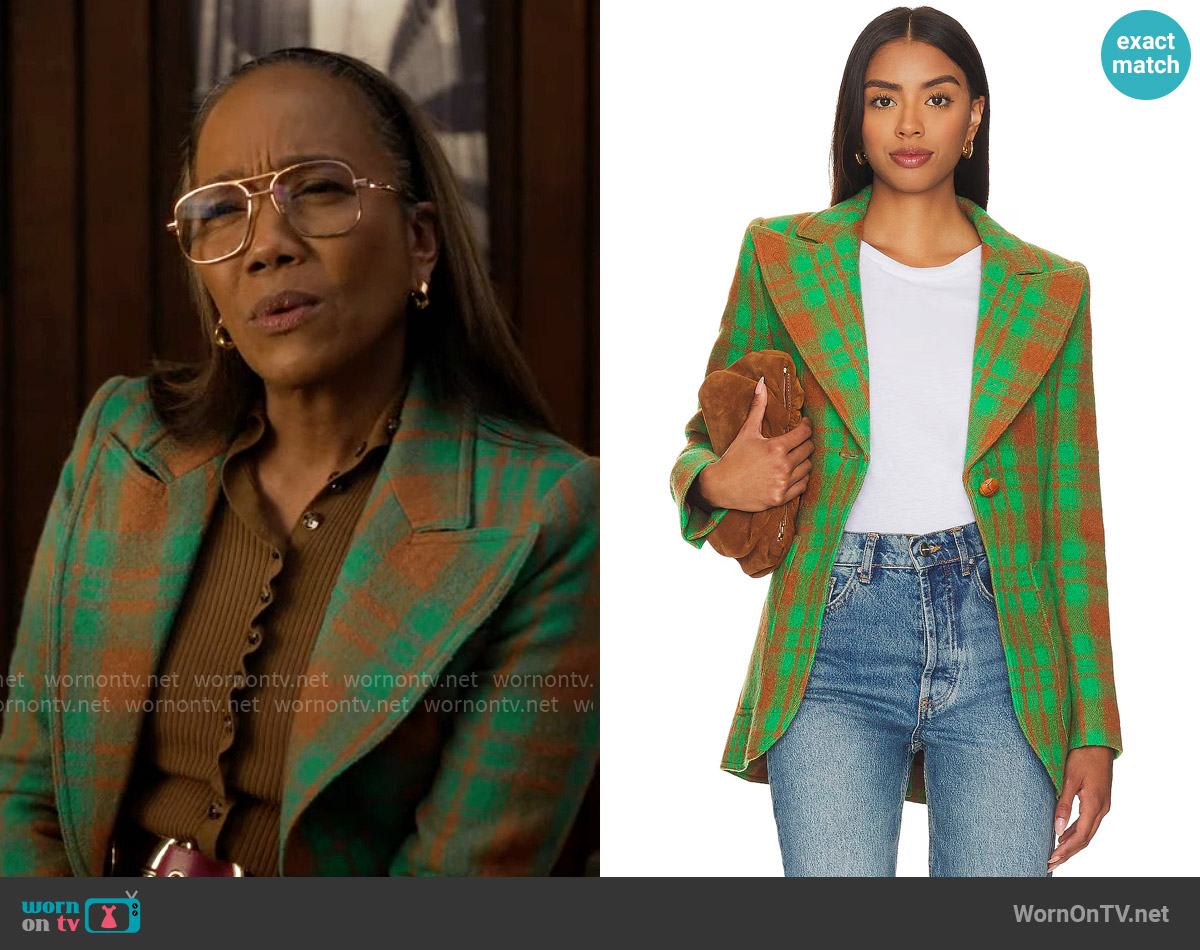 Smythe Patch Pocket Birkin Blazer in Kelly Green Plaid worn by Amanda Wagner (Sonja Sohn) on Will Trent