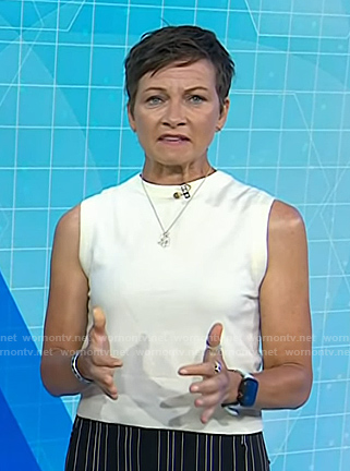 Stephanie’s white sleeveless knit top on Today
