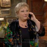 Traci’s floral velvet kimono on The Young and the Restless