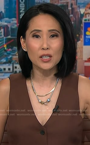 Vicky’s heart necklace on NBC News Daily