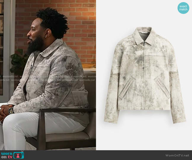 Zara Abstract Print Jacket in Khaki worn by Pastor Mike Jr. on Today