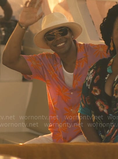 Zion’s pink and orange floral shirt on The White Lotus
