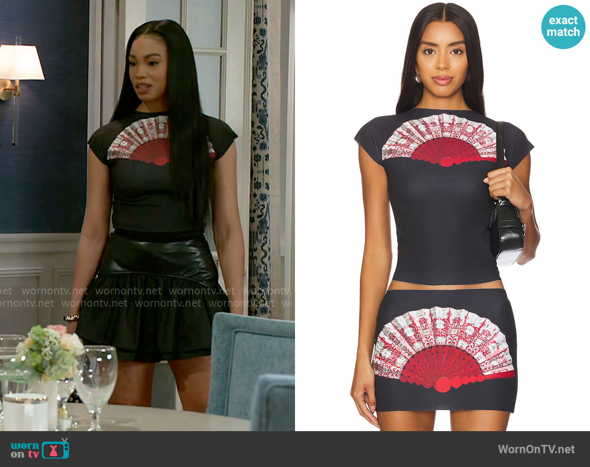 1XBLUE Kitana T-shirt worn by Chelsea Hamilton (RhonniRose Mantilla) on Beyond the Gates