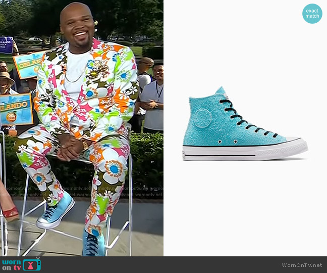 Converse x Stüssy Chuck 70 Sneakers in Sky Blue worn by Michael James Scott on Today
