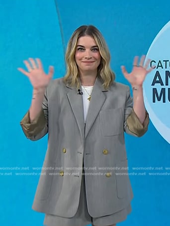 Annie Murphy’s grey oversized blazer and shorts on Today