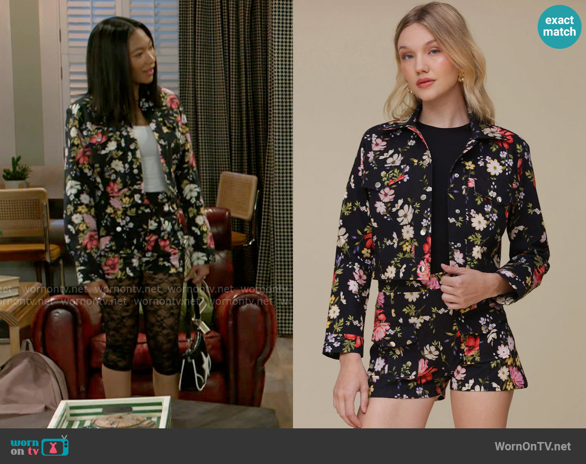 Avec Les Filles Cotton Cropped Printed Jacket in Black Wildflower worn by Jessica Harris (Camryn Jade) on Beyond the Gates