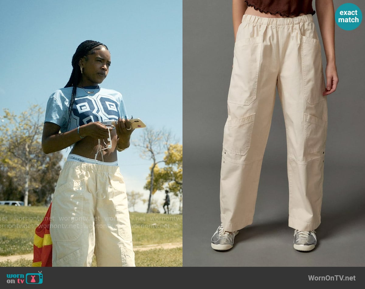 BDG Charlie Cargo Pant worn by Keisha Clark (Lovie Simone) on Forever
