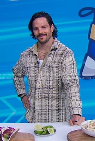 Dan Churchil’s plaid flannel shirt on Good Morning America