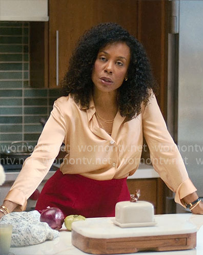 Dawn’s peach button down blouse on Forever