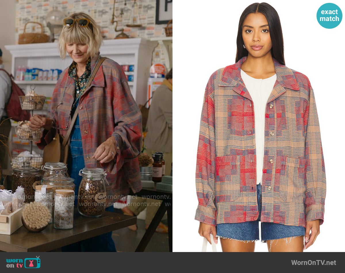 Free People Keep It Cozy Shirt worn by Anne (Kerri Kenney) on The Four Seasons