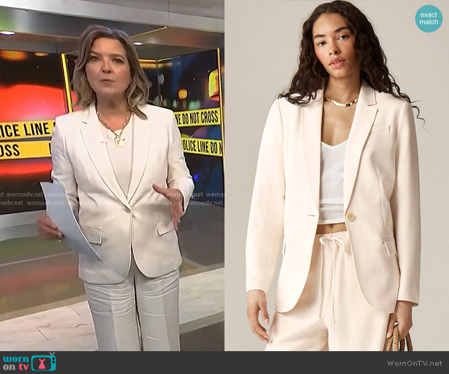 J. Crew Arden blazer in Luster Canvas Summer Linen worn by Christine Romans on NBC News Daily