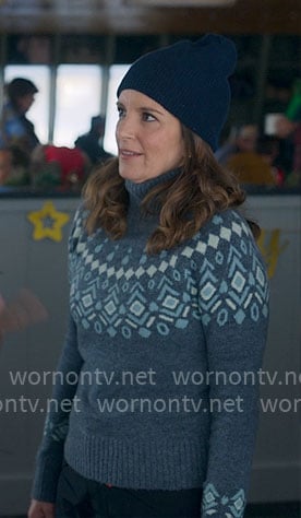 Kate’s blue fair isle print sweater on The Four Seasons