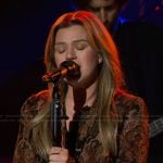 Kelly’s black paisley print blouse on The Kelly Clarkson Show