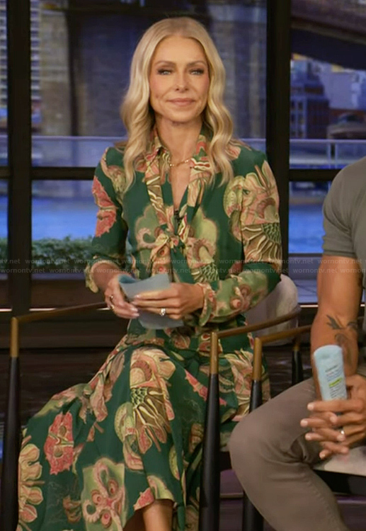 Kelly’s green floral print dress on Live with Kelly and Mark