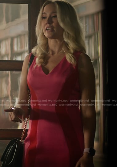 Maddie’s pink two-tone sheath dress on You