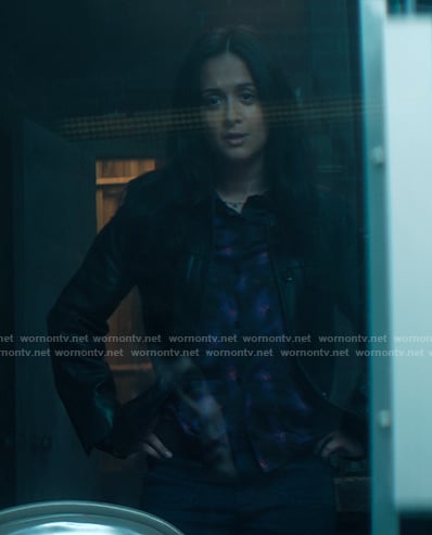 Nadia’s black printed shirt on You