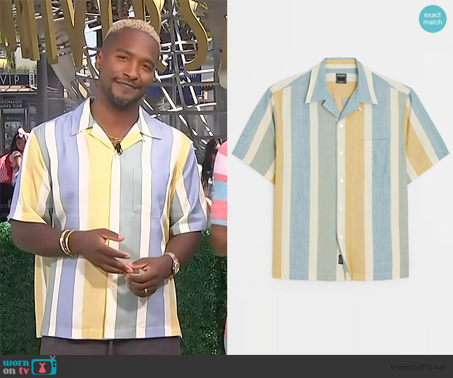 Todd Snyder Cropped Rayon Capri Shirt worn by Scott Evans on Access Hollywood