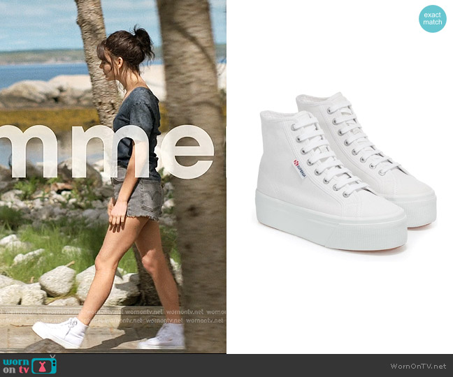 Superga 2708 Hi Top Sneaker worn by Cadence Sinclair Eastman (Emily Alyn Lind) on We Were Liars