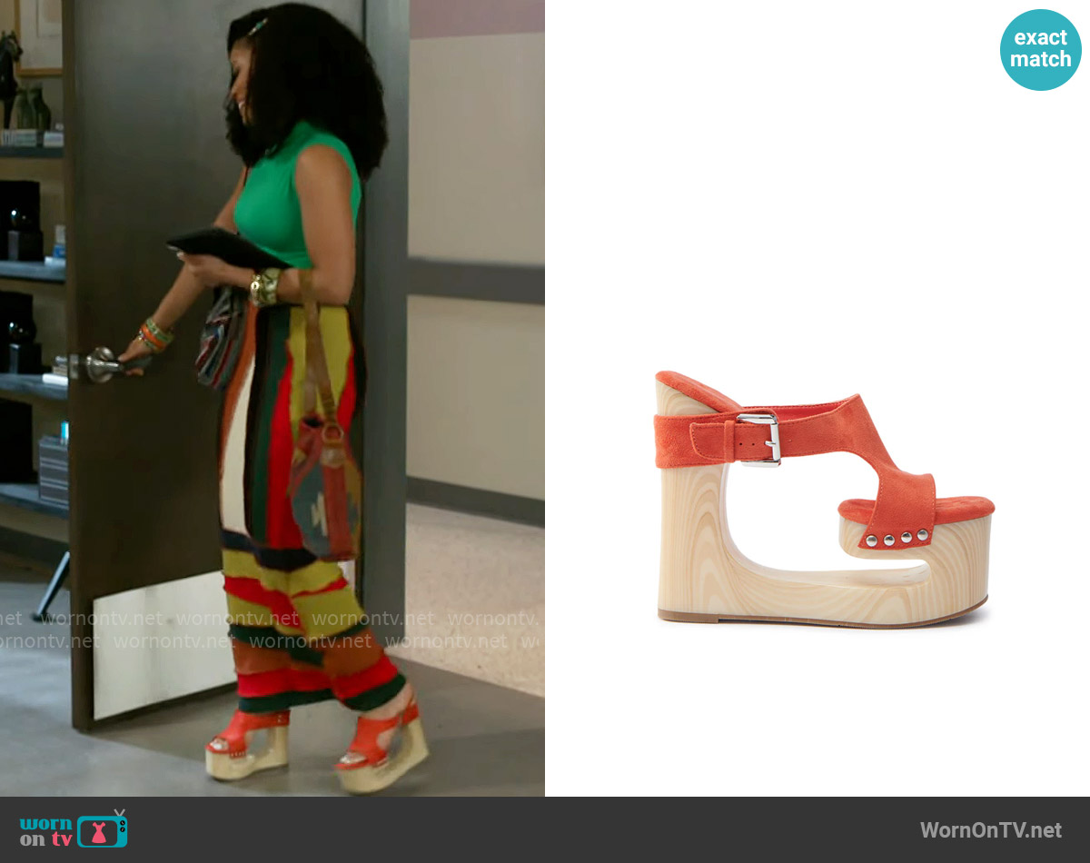 Azalea Wang Copse Orange Sandal worn by Eva Thomas (Ambyr Michelle) on Beyond the Gates