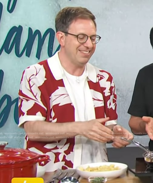 Adam Roberts’ red floral shirt on Access Hollywood