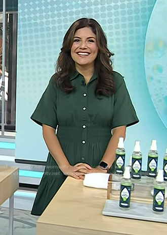 Adrianna’s green button front dress on Today