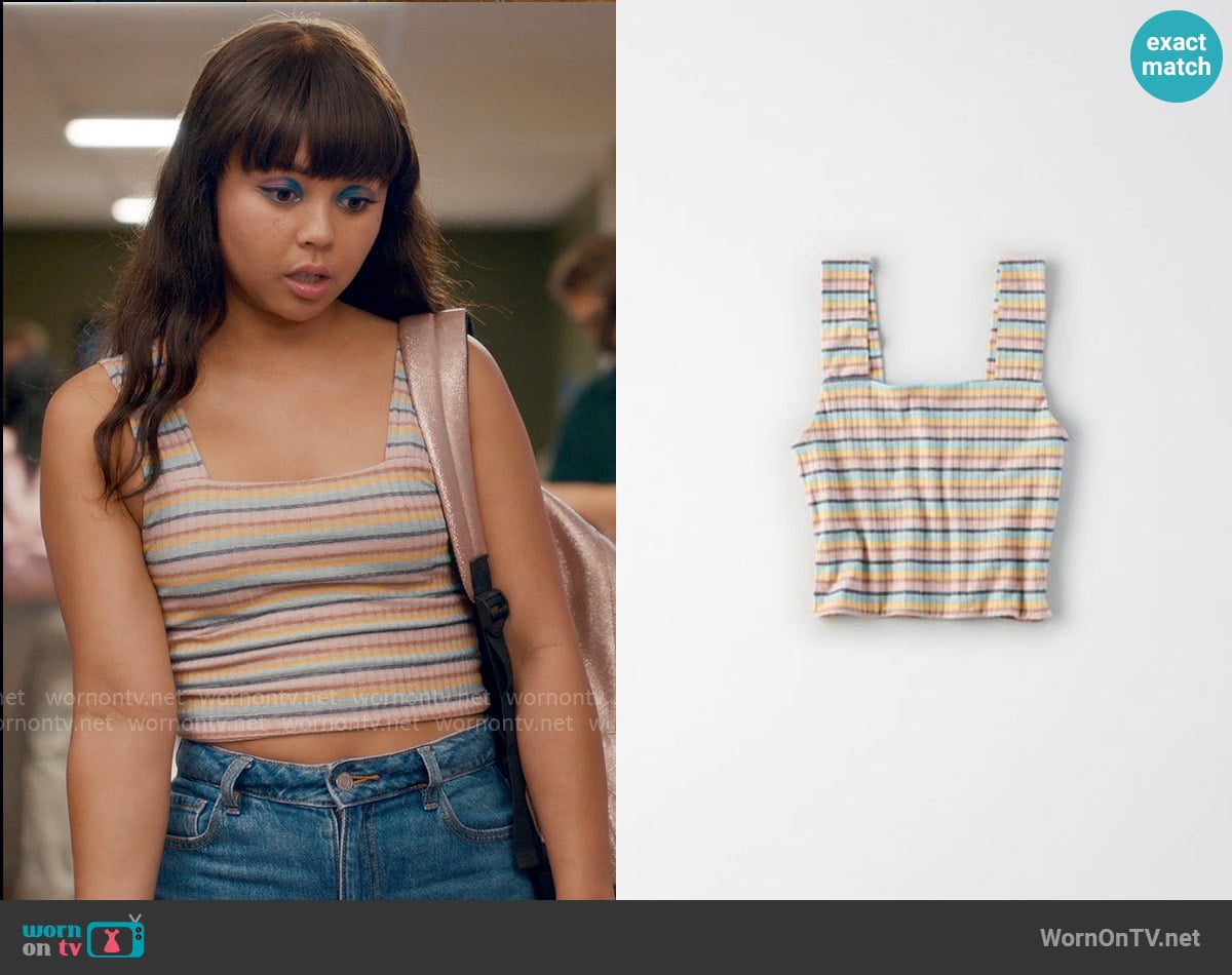 American Eagle Striped Square Neck Cropped Tank Top worn by Norah (Chelsea Clark) on Ginny & Georgia