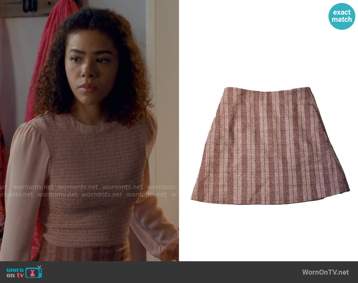 Wilfred Classic Mini Skirt worn by Ginny Miller (Antonia Gentry) on Ginny & Georgia