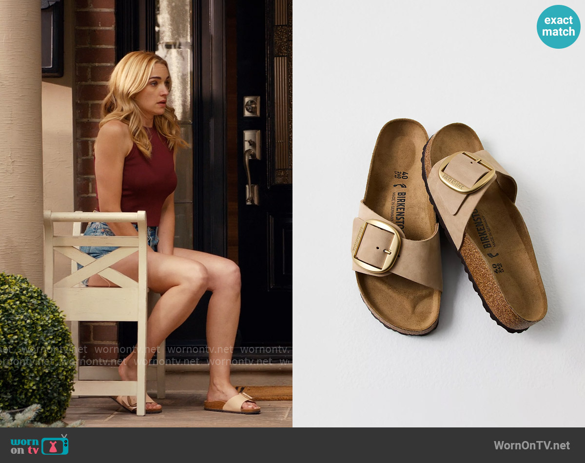 Birkenstock Madrid Slide in Sandcastle worn by Georgia Miller (Brianne Howey) on Ginny & Georgia