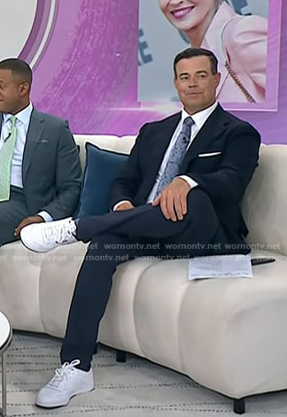 Carson Daly’s white sneakers on Today