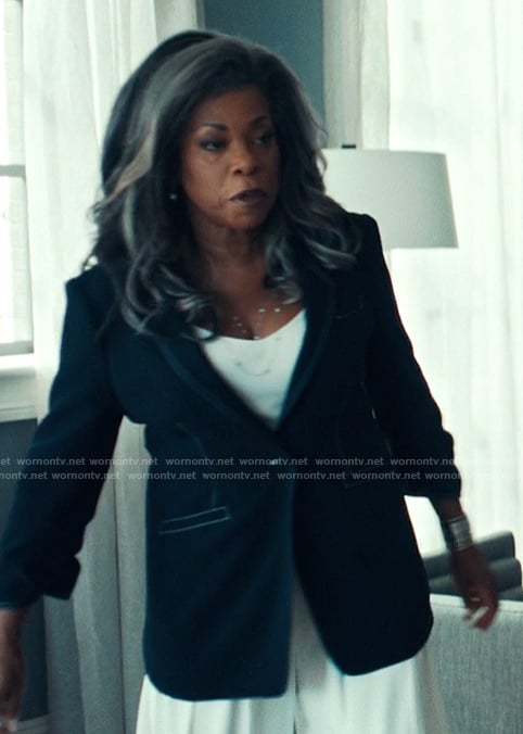 Catherine’s contrast stitch blazer on The Better Sister