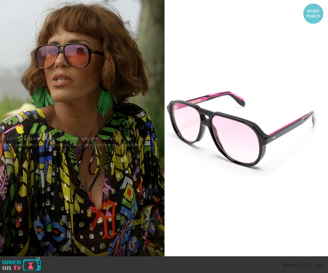 Cutler and Gross 9782 navigator-frame sunglasses worn by Lisa Todd Wexley (Nicole Ari Parker) on And Just Like That