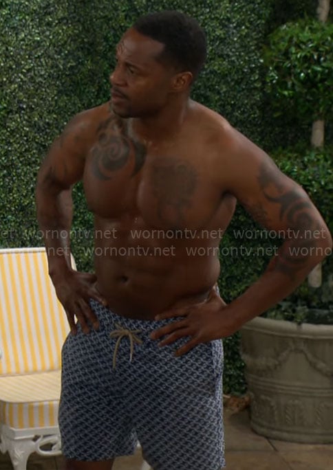 Damian’s blue printed shorts on The Young and the Restless