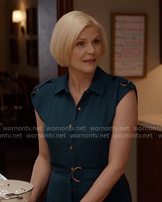 Ellen’s teal blue shirtdress on Ginny & Georgia