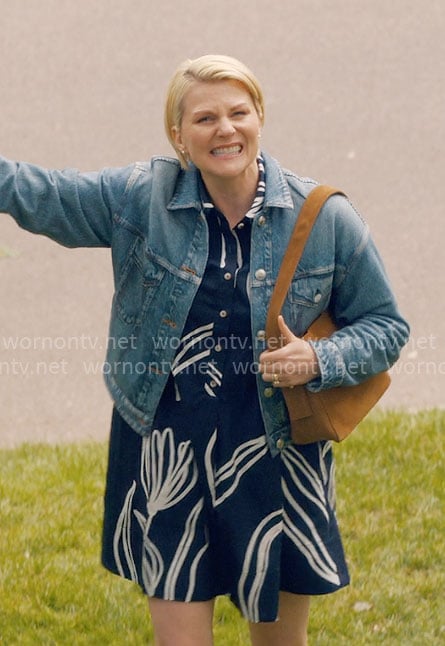 Ellen’s navy floral dress and denim jacket on Ginny & Georgia