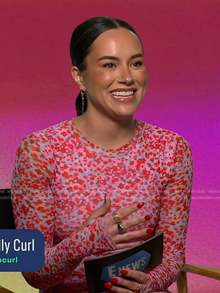 Emily’s pink floral print mini dress on E! News
