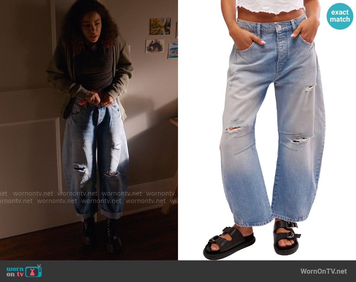 Free People Good Luck Mid Rise Barrel Jeans in Barnyard Blue worn by Ginny Miller (Antonia Gentry) on Ginny & Georgia