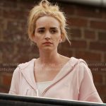 Georgia’s light pink hoodie on Ginny & Georgia