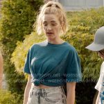 Georgia’s teal t-shirt and denim shorts on Ginny & Georgia