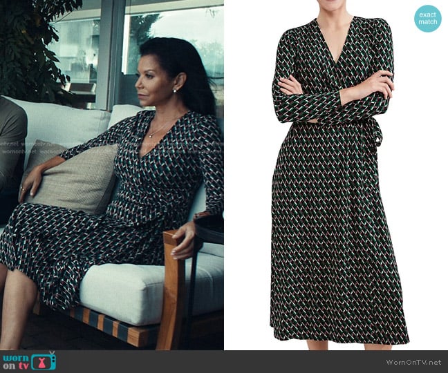 Hobbs London Katalina Printed Jersey Dress worn by Gloria Reuben (Michelle Sanders) on The Better Sister