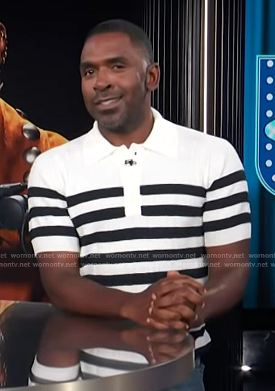 Justin’s white striped polo on E! News