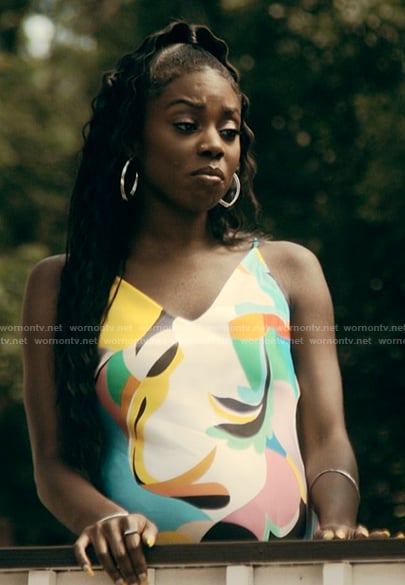 Kiesha’s abstract print dress on The Chi