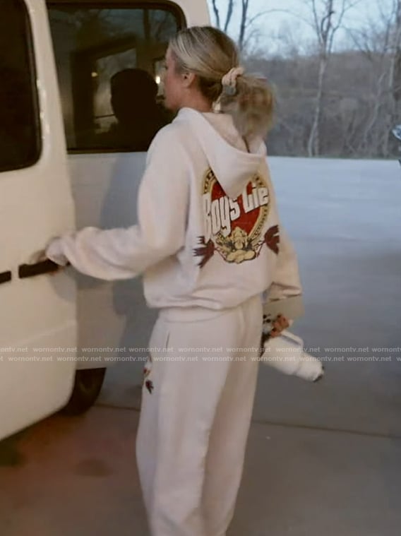 Kristin’s boys lie printed sweatshirt and pants on Honestly Cavallari The Headline Tour