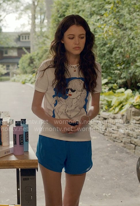 Maxine’s graphic t-shirt on Ginny & Georgia