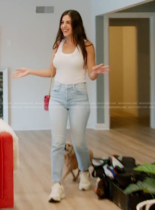 Michelle’s white tank top on The Valley