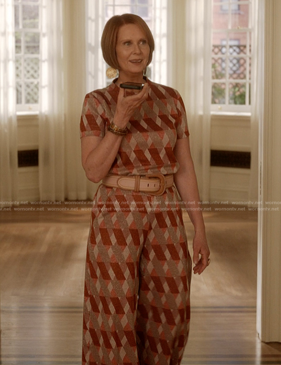 Miranda’s jacquard knit top and pants on And Just Like That
