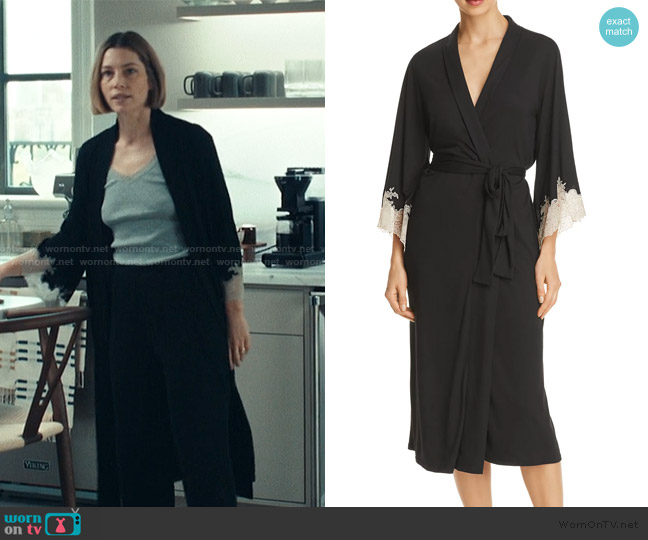 Natori Luxe Shangri-La Robe worn by Chloe Taylor (Jessica Biel) on The Better Sister