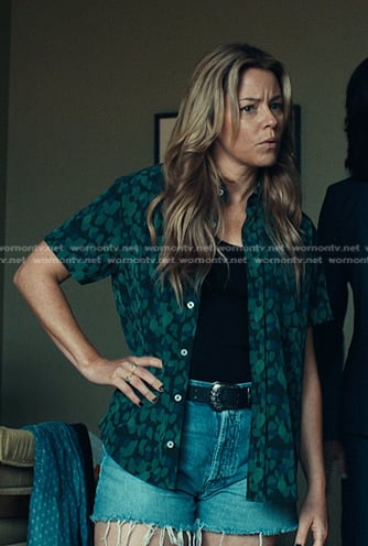 Nicky’s green print short sleeve shirt on The Better Sister