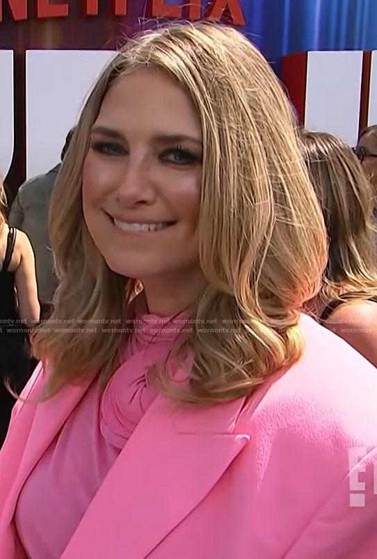 Nikki Novak’s pink floral applique dress on E! News
